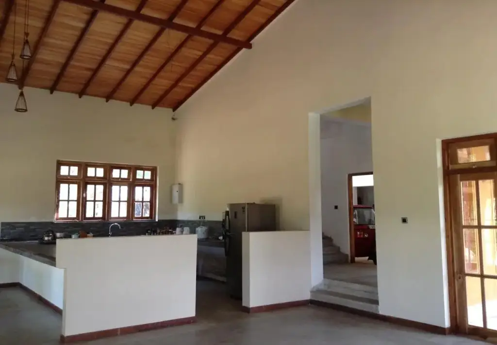 Канди: leisure bug sri lankan tours and home stay