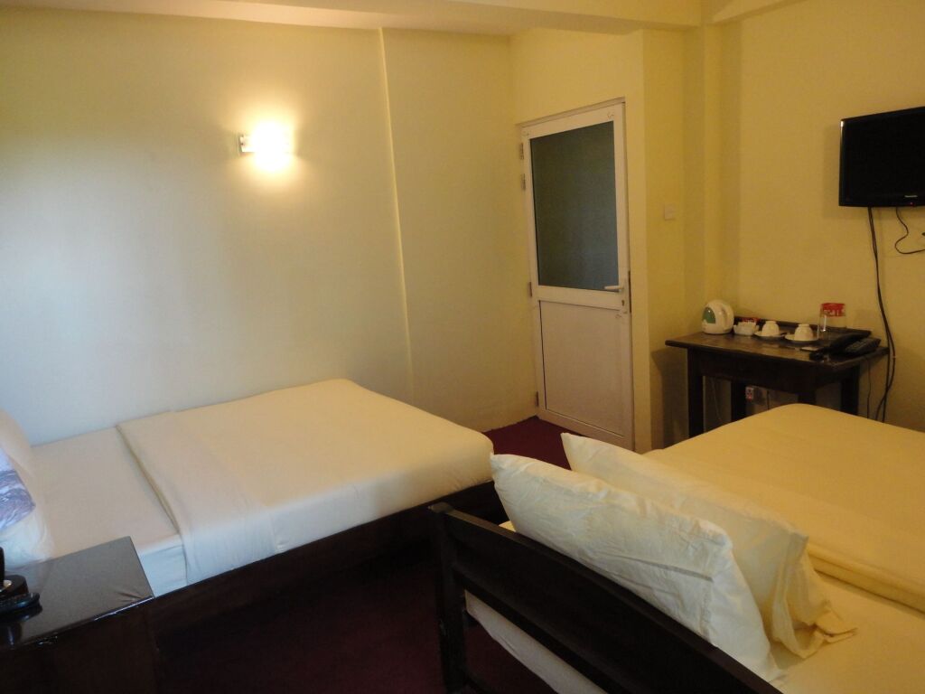 Нувара-Элия: Lourdes Hotel