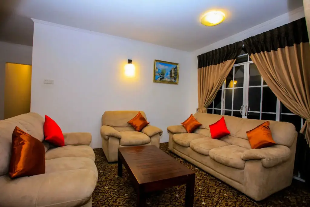 Нувара-Элия: La Cottage Boutique Hotel & Restuarant