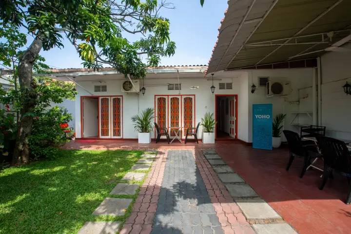 Гора Lavinia: White Villa