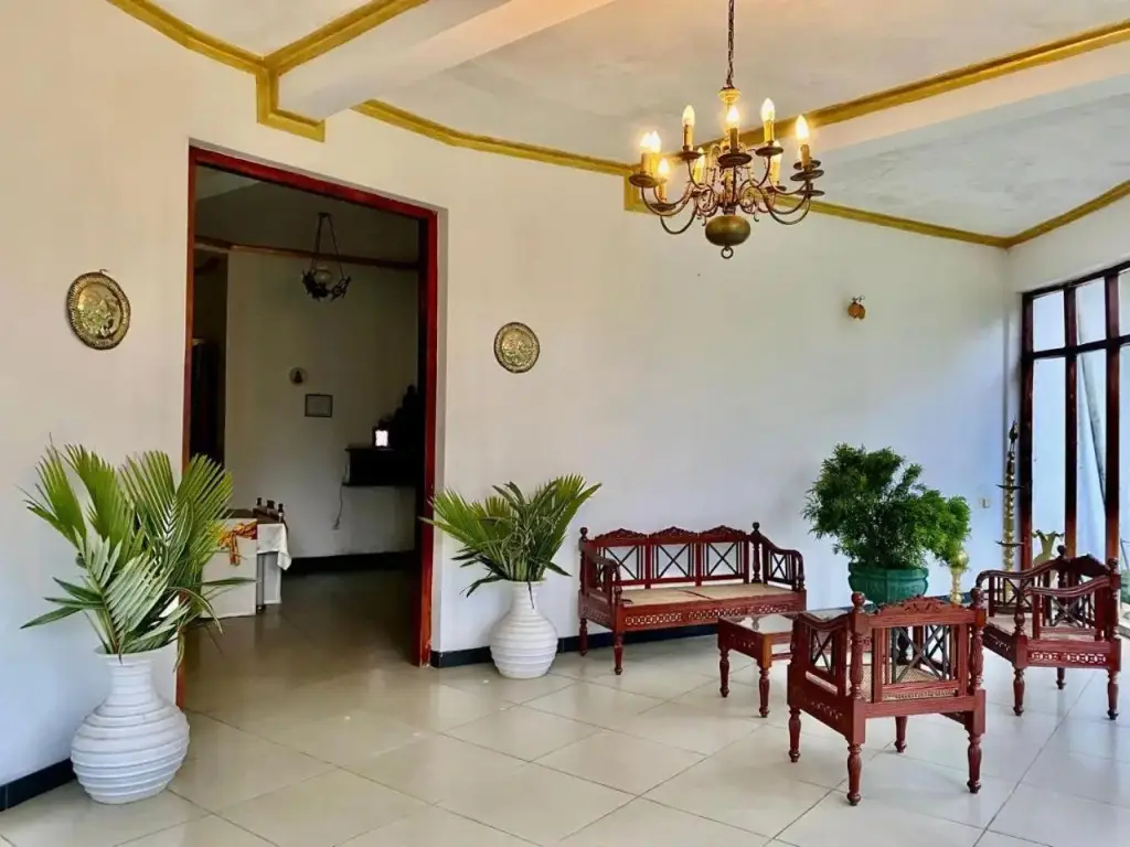 Богаванталава: Royal Mount Hotel
