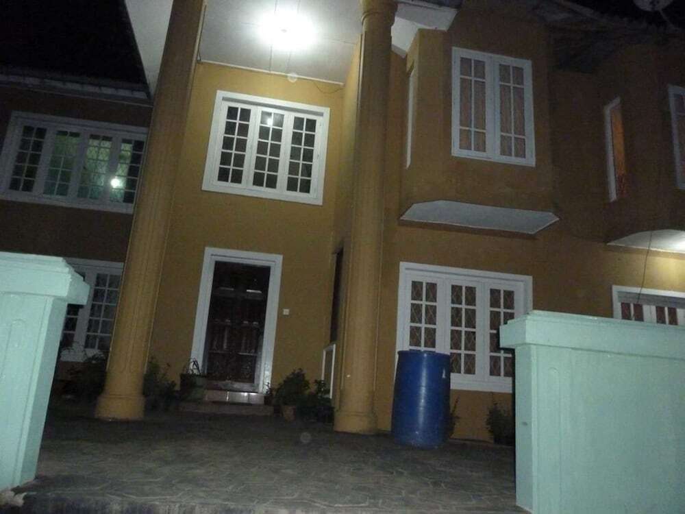 Нувара-Элия: Yoho Friendz Country Holiday Home