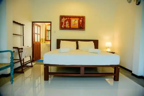 Хиккадува: Doors Guest House & Cafe