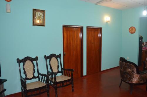 Хиккадува: Homestay Hansi Home