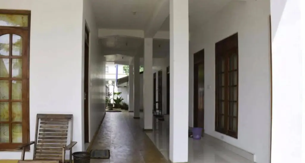 Хиккадува: Vista Long Beach Guest House