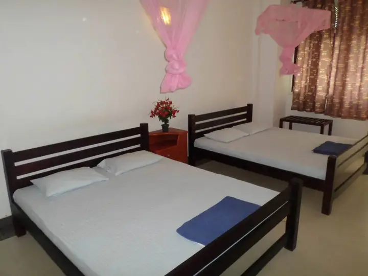 Катарагама: Vista Hotel Senora