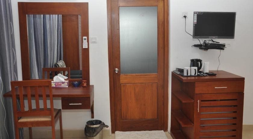 Курунегала: Aarya Hotel
