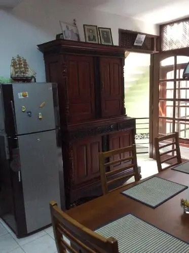 Негомбо: Negombo Travellers Inn