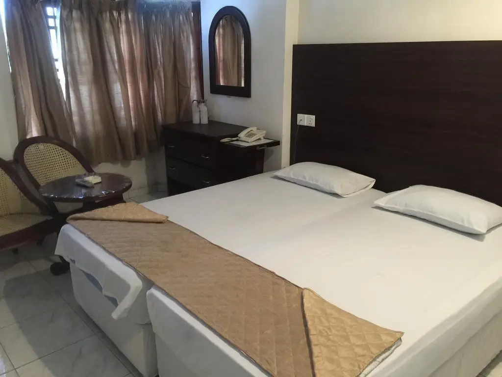 Коломбо: Hotel Sunshine
