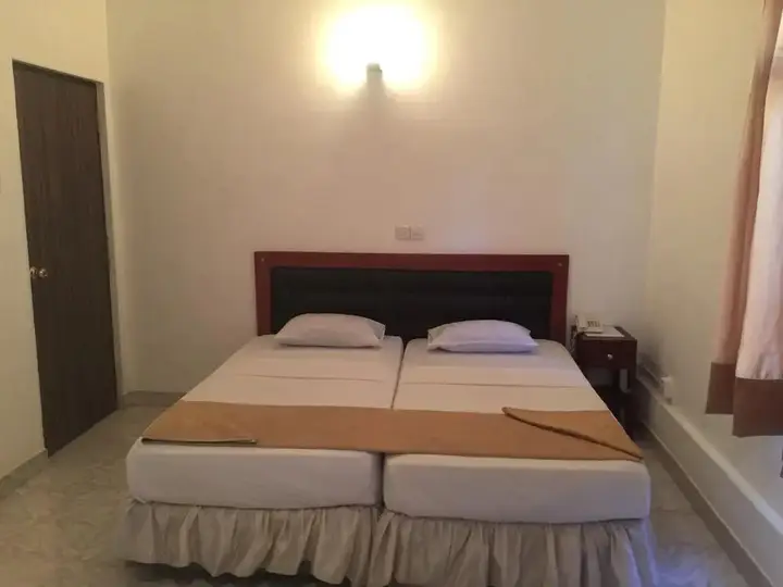 Коломбо: Hotel Sunshine