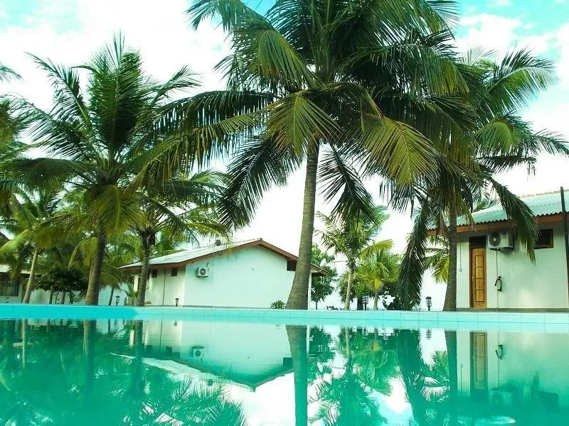 Тринкомали: Pearl Oceanic Resort - Trincomalee