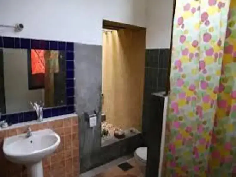 Киринда: Yala First Hostel