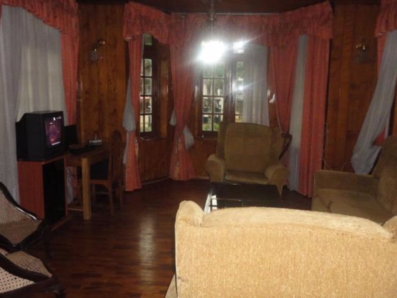 Нувара-Элия: Glenfall Inn
