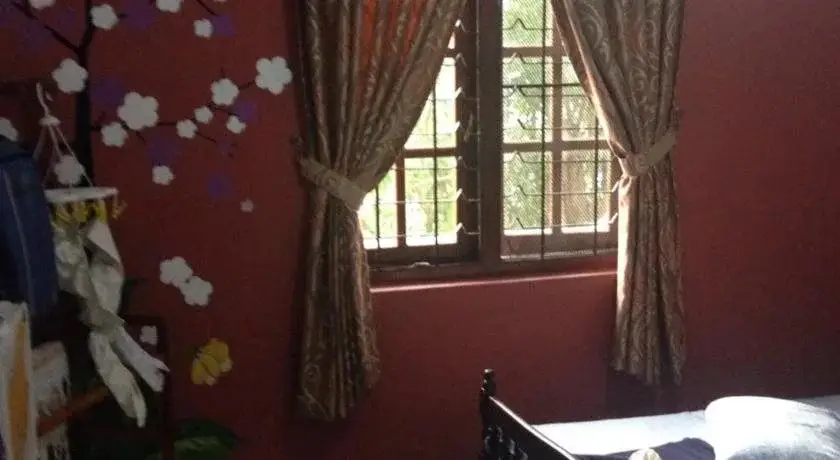 Канди: Bethany Home