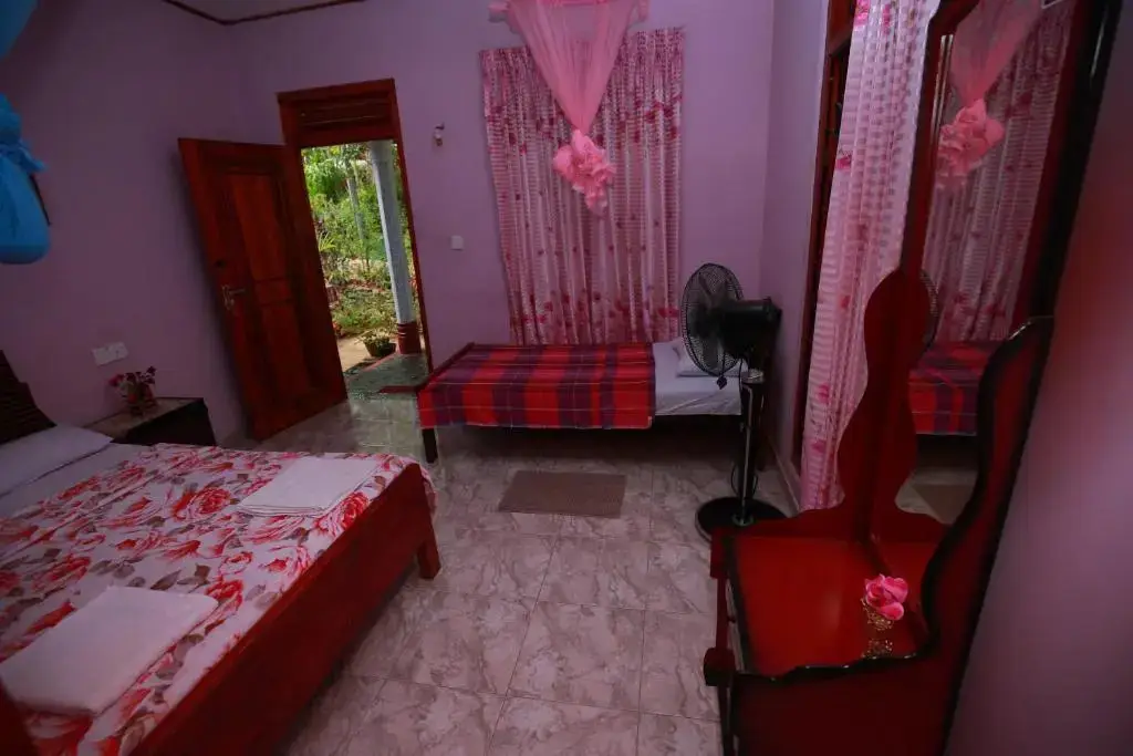 Элла: Nest Drop Inn