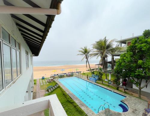 Хиккадува: Pearl Island Beach Hotel