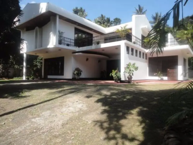 Канди: Summerside Villa