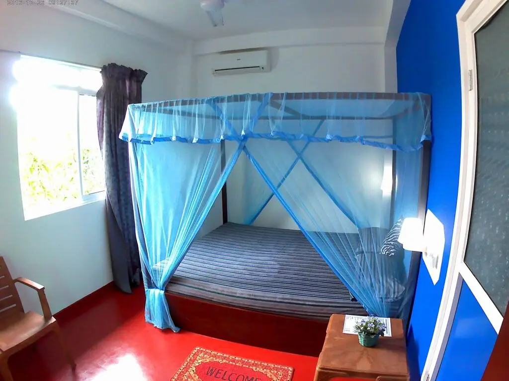 Велигама: Surasa Beach Resort