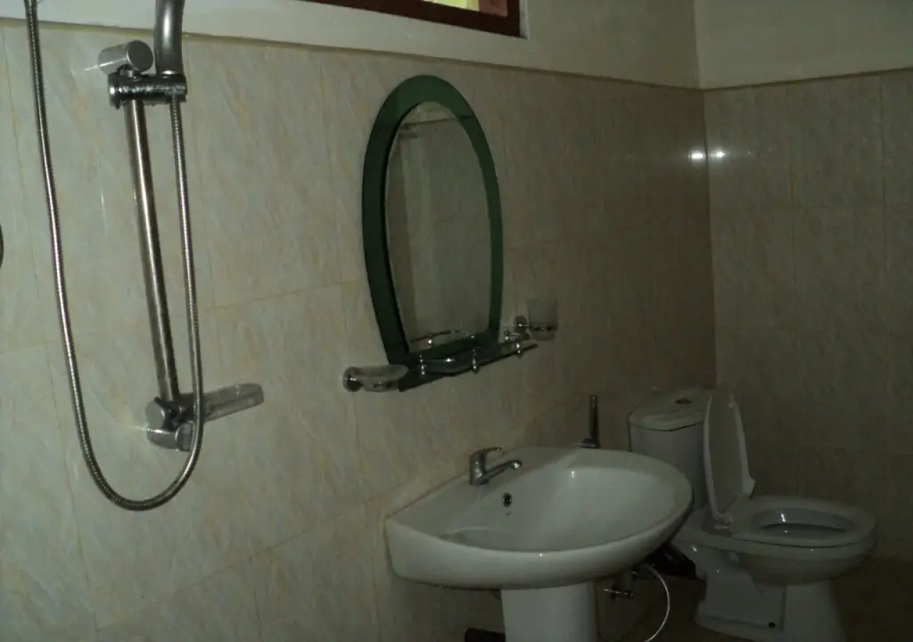 Джафна: Lotus Inn