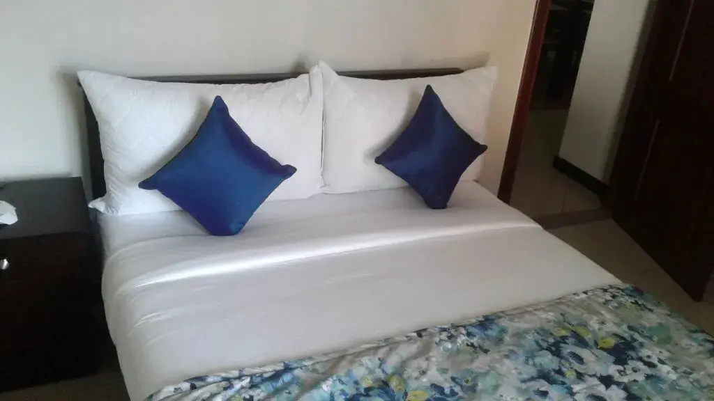 Коломбо: Iceland Apartments Colombo