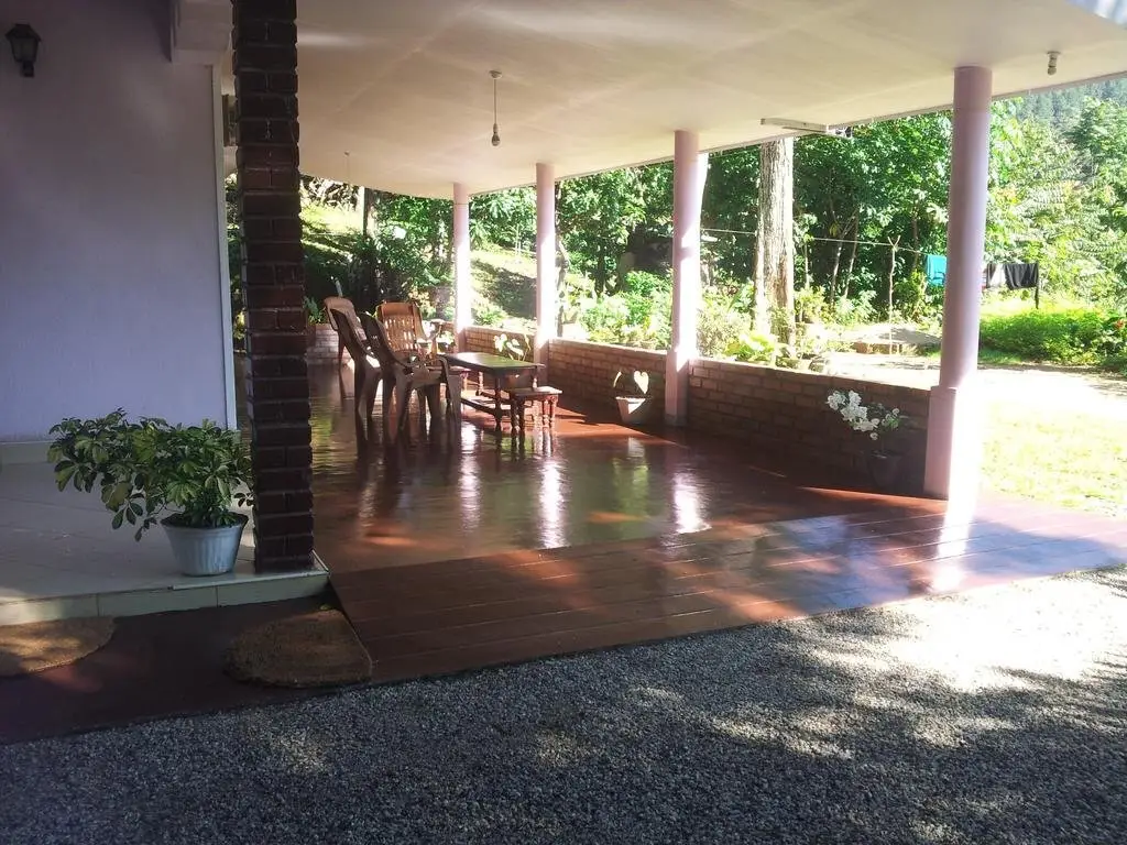 Элла: 59B Rest Inn Ella
