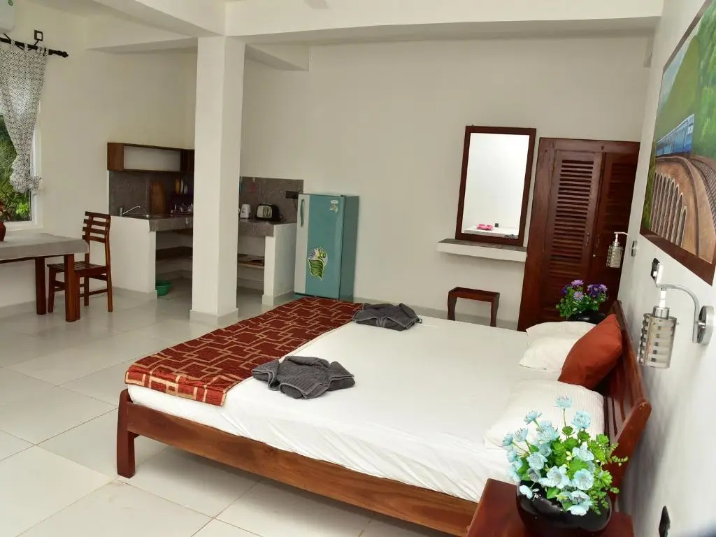 Хиккадува: Hotel Happy Tuna