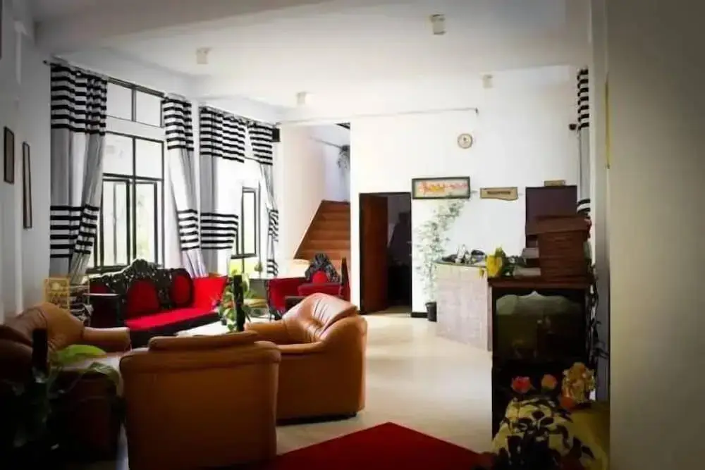 Бандаравела: Hotel Sanasta