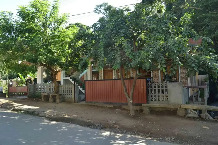 Элла: Silent Night Homestay