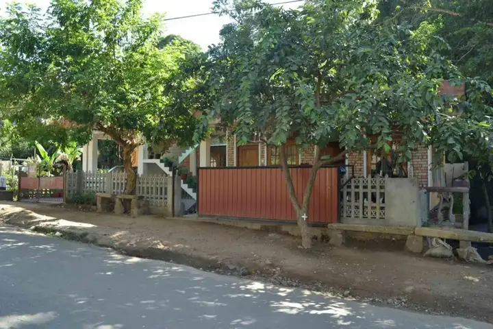 Элла: Silent Night Homestay