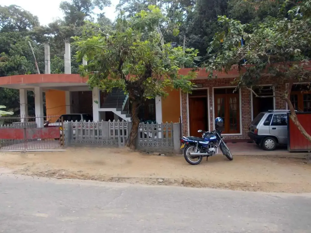 Элла: Silent Night Homestay