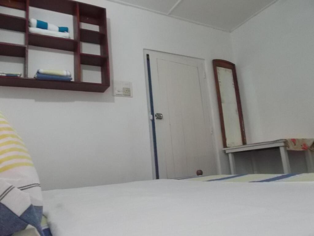 Хиккадува: Villa 49 hotel beds - Hikkaduwa