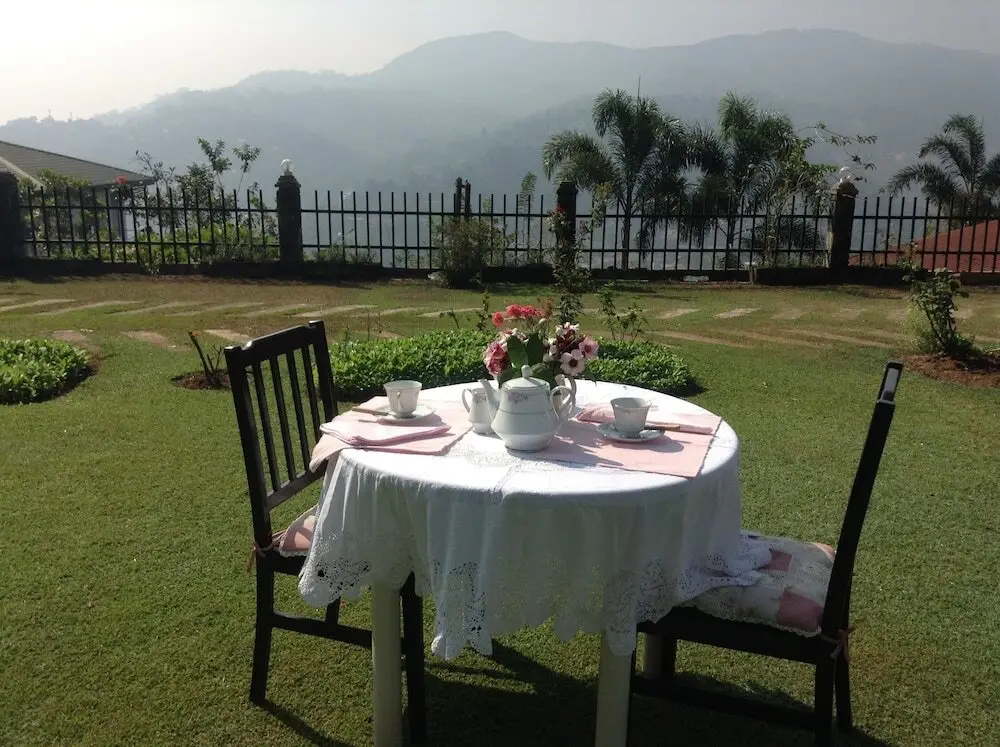 Канди: The Views Kandy