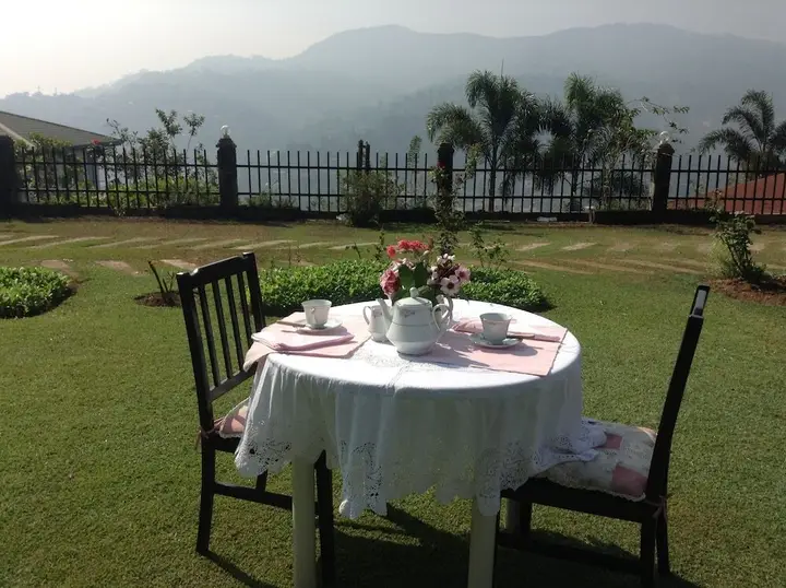 Канди: The Views Kandy
