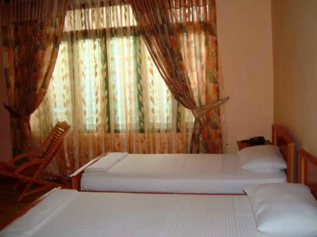 Джафна: Hotel Lux Etoiles