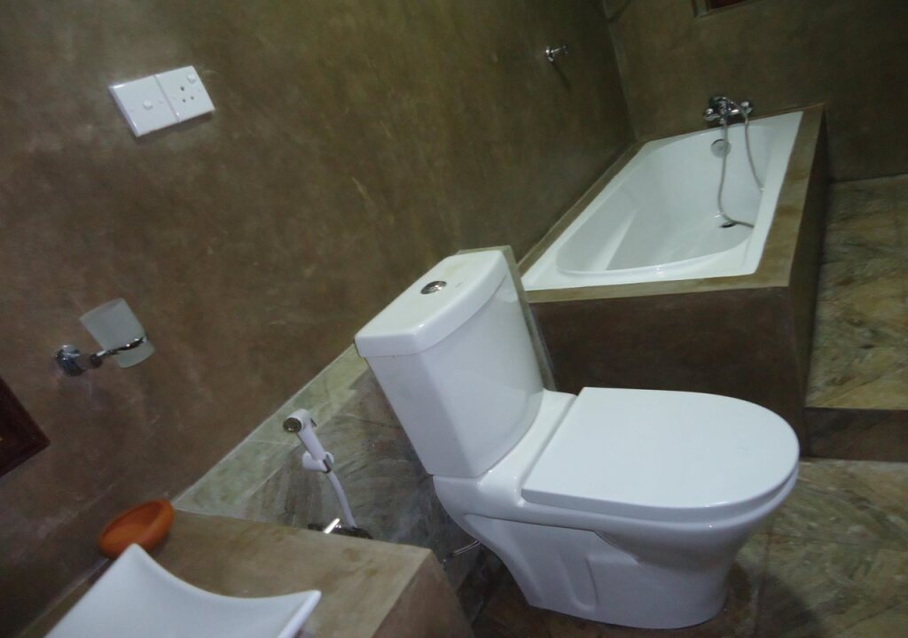 Канди: Green way Residence