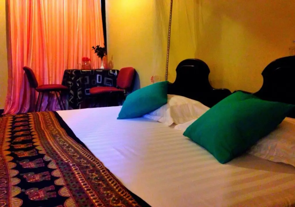 Негомбо: Sana's Beach Guesthouse and Restaurant