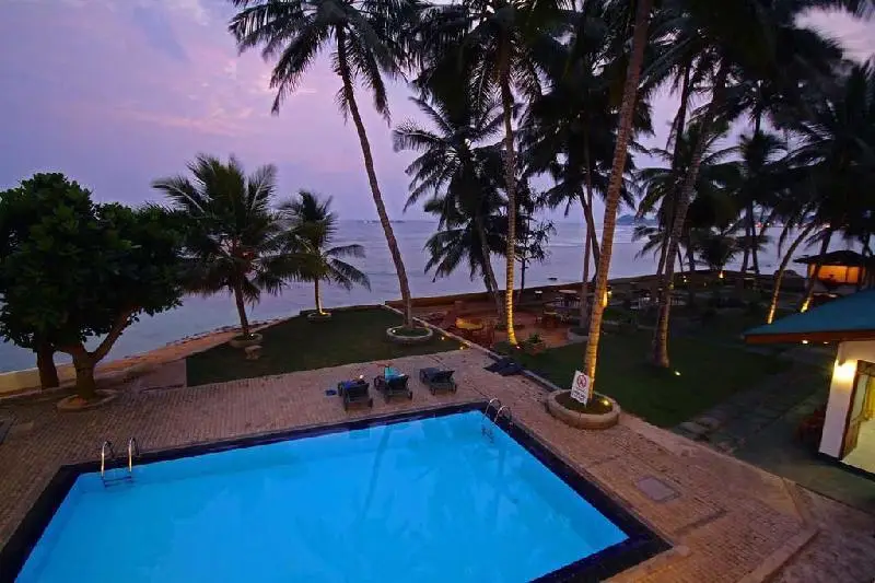 Унаватуна: Unawatuna Mbr Resort