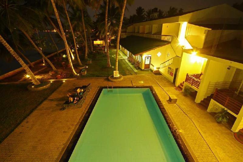 Унаватуна: Unawatuna Mbr Resort