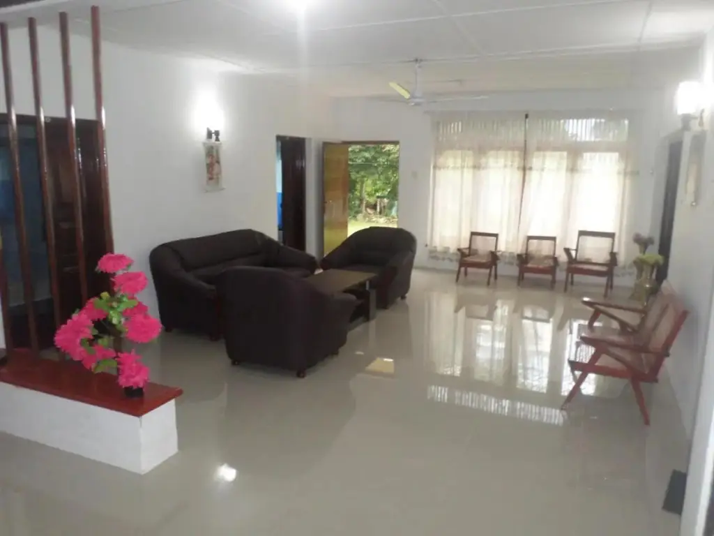 Полватумодара: Grand Villa