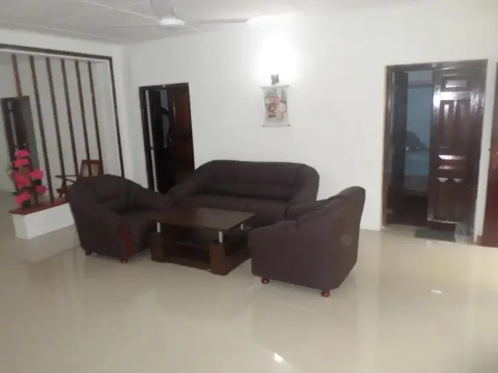 Полватумодара: Grand Villa