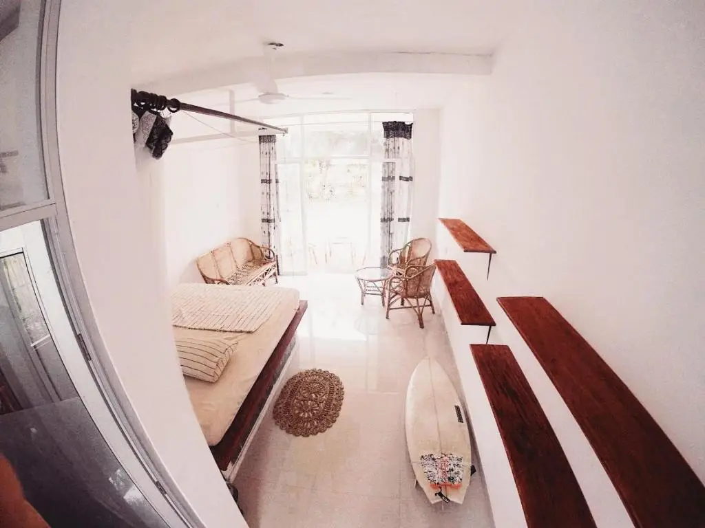 Ахангама: Asanka Surf House