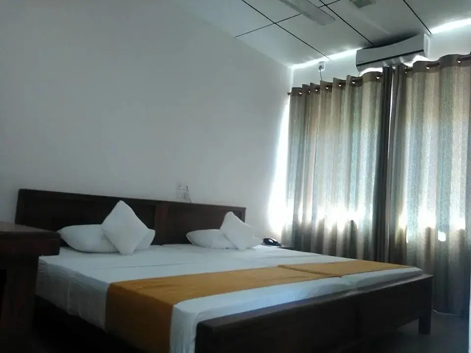 Тринкомали: Trinco Rest House