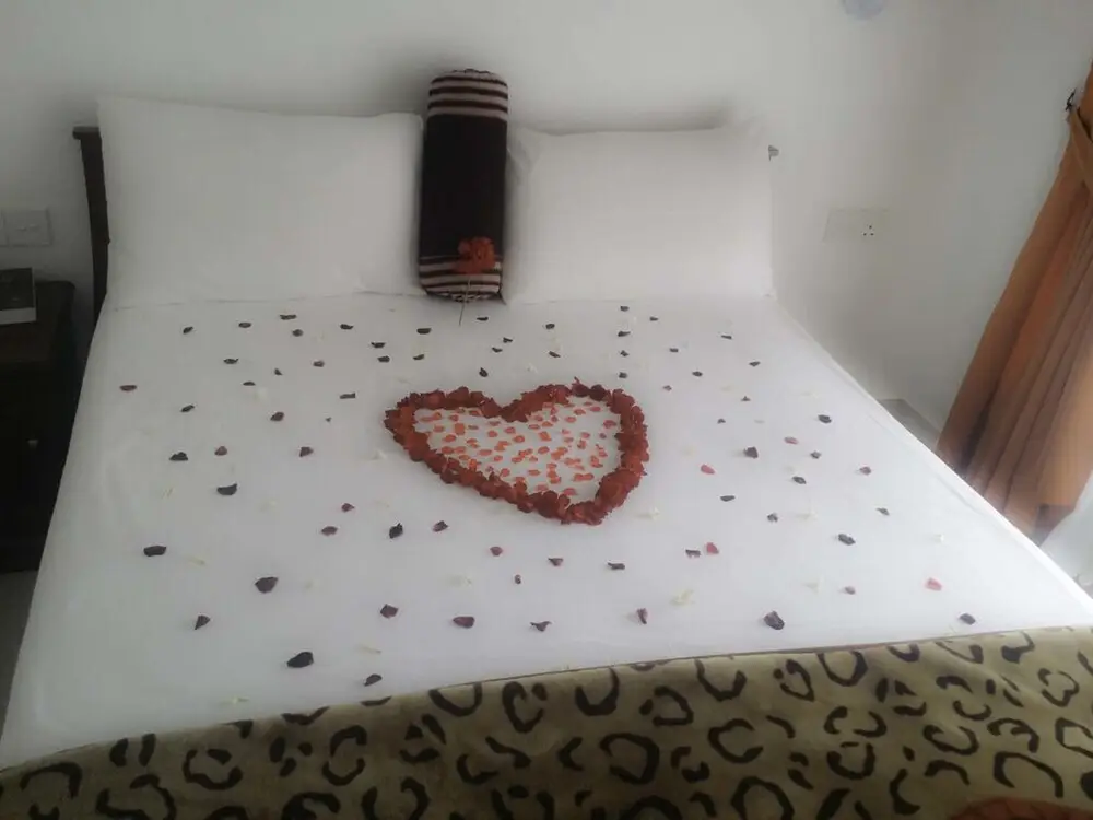 Нувара-Элия: Yoho Toppass Breeze Hotel