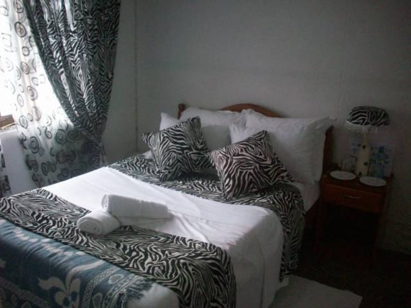 Нувара-Элия: Redwood Inn Nuwara Eliya