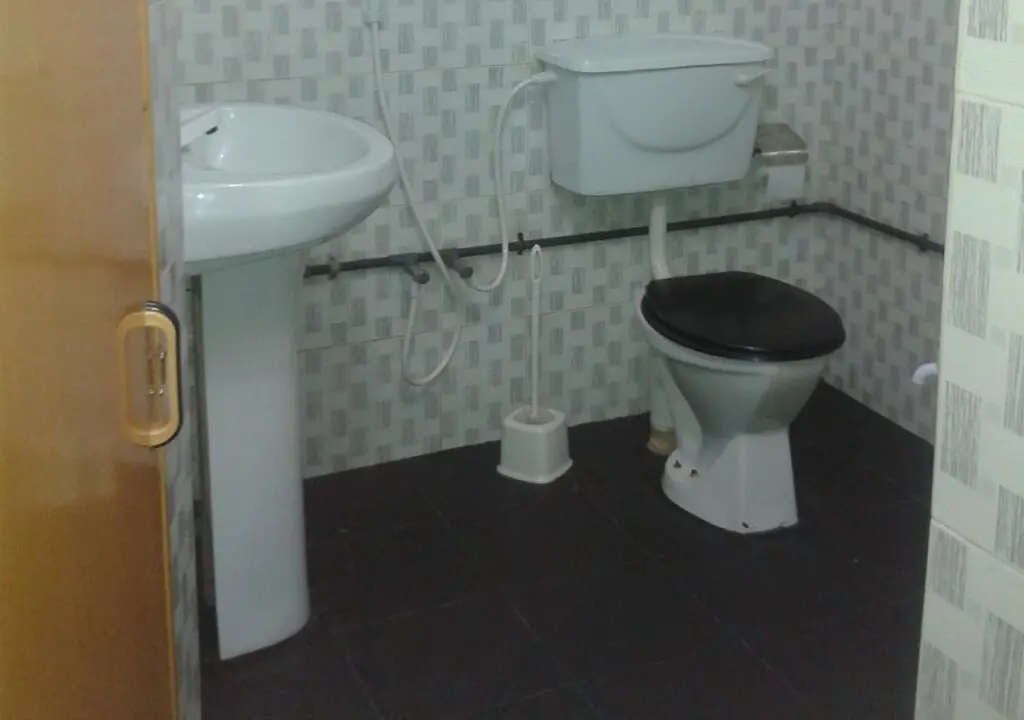 Полоннарува: Luxman Guest House