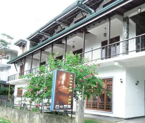 Shadow Inn Guest House — фото 1