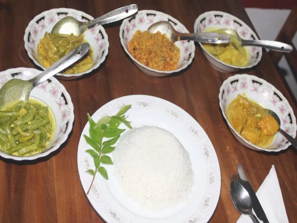 Тангалла: Ananda Home Stay and Restaurant
