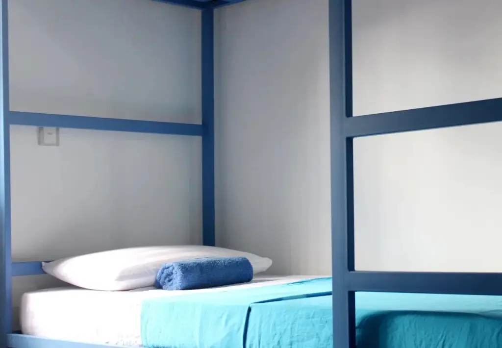 Катунаяке: Hostel First