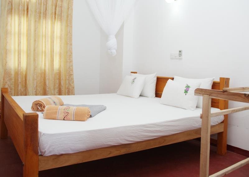 Мирисса: Pravindi Guest Home
