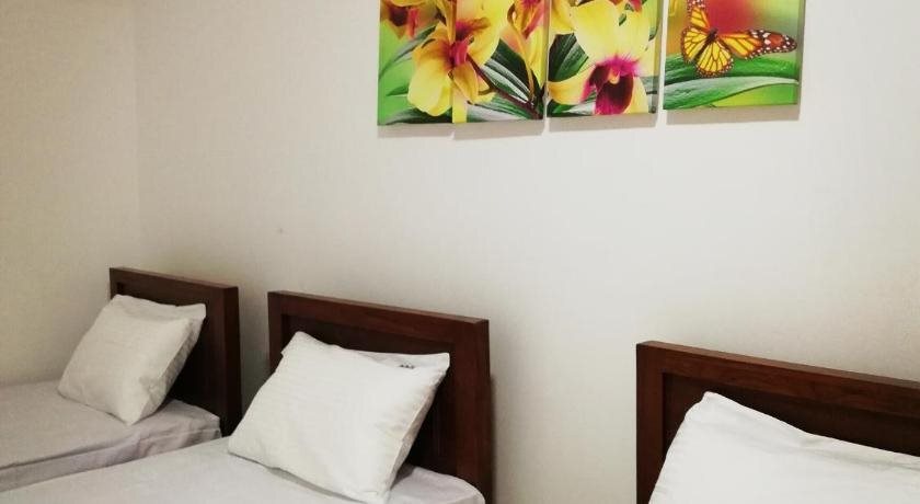 Нилавели: Bay Beach Hotel